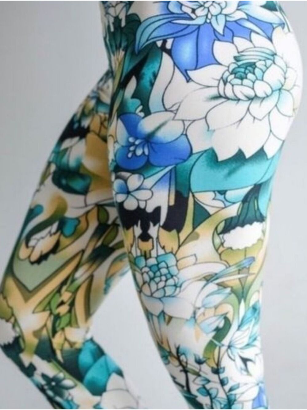 LEGGINGS DEPOT Lotus Flower Print Full Length Yoga Leggings Size 12 NWT